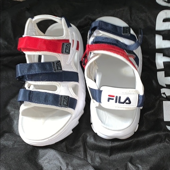 FILA Women's Disruptor Sandal - Picture 3 of 5